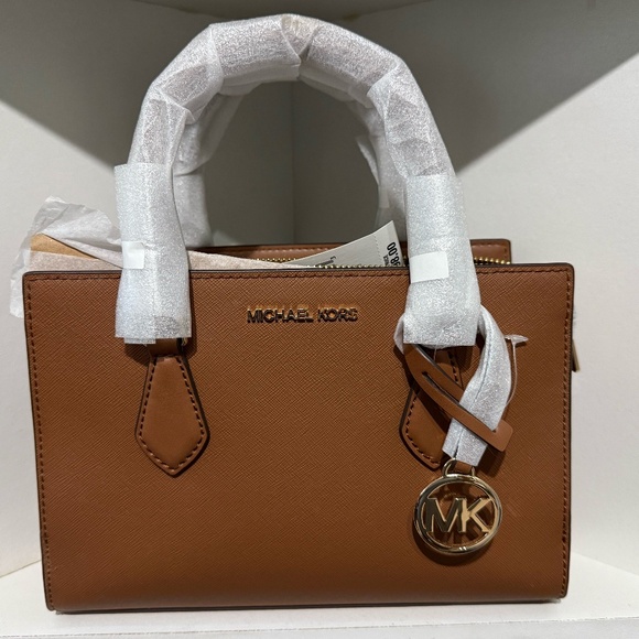 Michael Kors Sheila Small Satchel - Picture 1 of 5